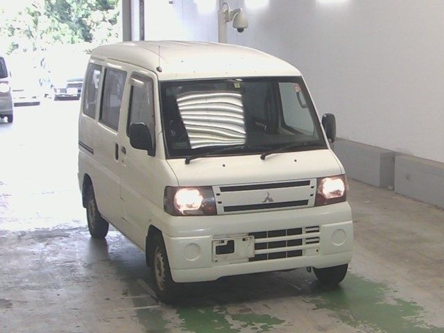 1103 Mitsubishi Minicab van U62V 2011 г. (ARAI Sendai)